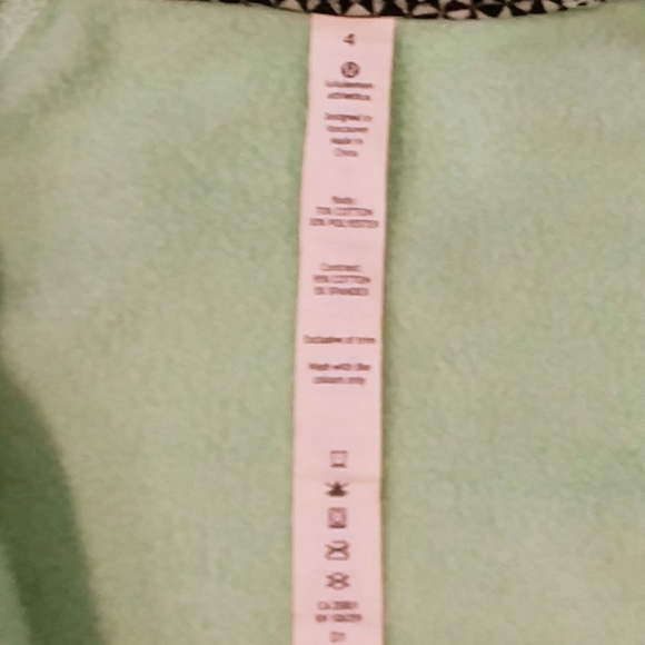 Lululemon Scuba Womens 4 Hoodie. Mint Green & Black Full Zip Sweater, thumb hole - Picture 7 of 14